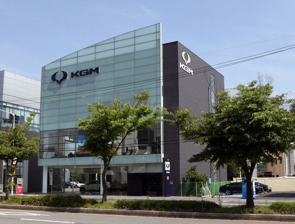 KG 모빌리티(KGM)가 다각도의 드라이빙 체험을 제공하는 익스피리언스 센터를 개관했다. 사진=KG 모빌리티