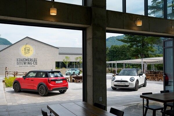 미니 코리아가 ‘뉴 MINI 쿠퍼 S 3-도어’ 모델을 국내에 공식 출시했다. 사진=미니 코리아