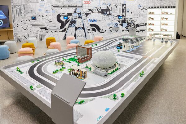 폭스바겐그룹 우리재단이 서울로봇인공지능과학관에서 ‘퓨처모빌리티가 꿈꾸는 미래’라는 주제로 교육 프로그램을 운영하고 전기차 폭스바겐 ID.4를 전시한다. 사진=폭스바겐그룹 우리재단