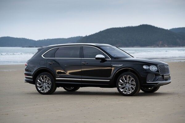 벤틀리 벤테이가 EWB 뮬리너