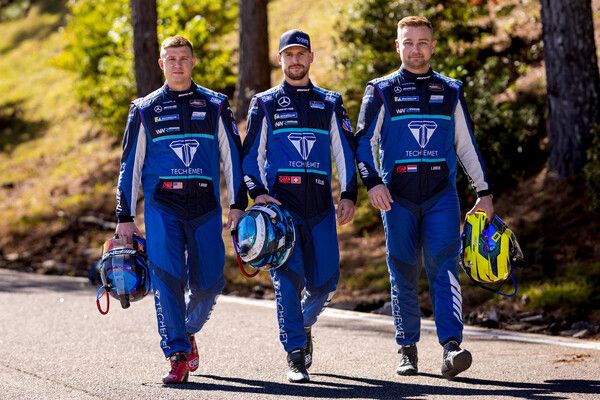 메르세데스-AMG 모터스포츠가 2025 IMSA 웨더텍 스포츠카 챔피언십에서 ‘드라이버·팀·메이커’ 부문 3관왕 타이틀을 2년 연속 차지했다.