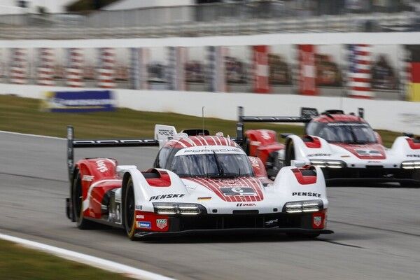 포르쉐 펜스케 모터스포츠의 포르쉐 963 두 대가 ‘모툴 프티 르망’ 예선 4위와 6위를 했다. 사진=포르쉐