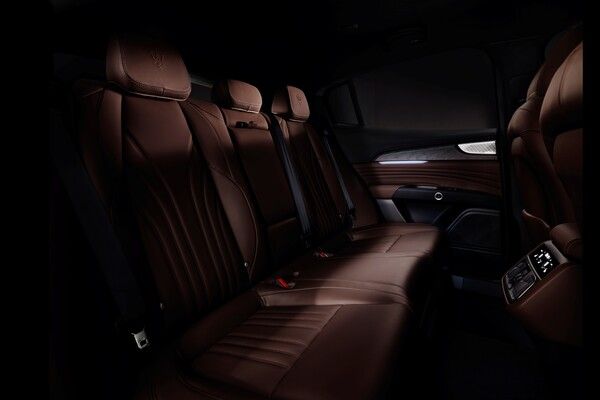 사진자료2-2026년형 마세라티 그레칼레