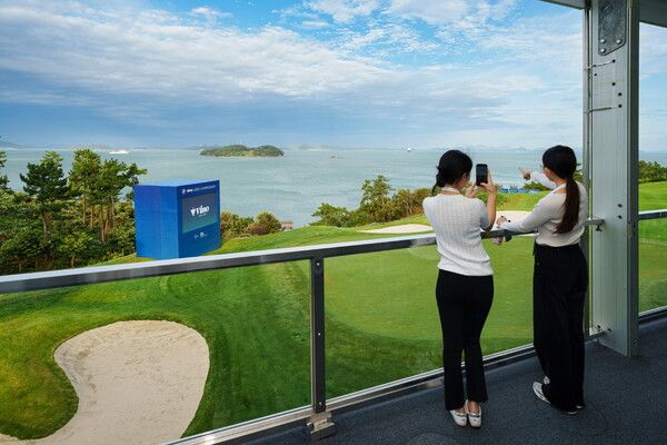 BMW 프로이데 라운지.