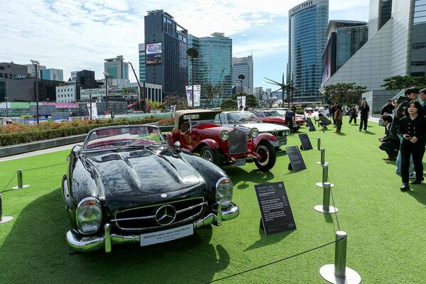 ‘2025 서울클래식카쇼’가 24일부터 3일간 코엑스 광장에서 열린다.