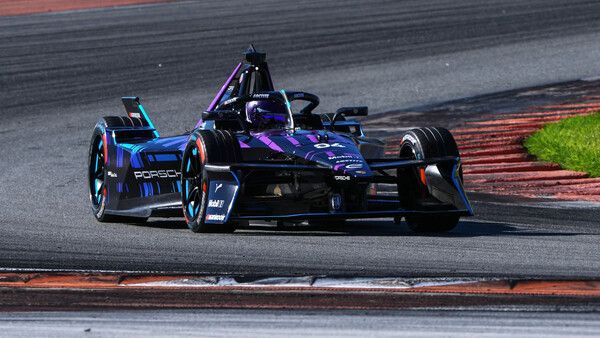 스페인 발렌시아의 리카르도 토르모 서킷에서 열힌 ABB FIA 포뮬러 E 월드 챔피언십 시즌 12의 프리시즌 첫 테스트에서 파스칼 베르라인이 톱 타임을 기록했다. 사진=포뮬러 E