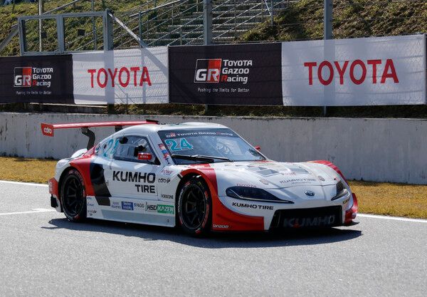 2025 오네 슈퍼레이스 제8전 토요타 가주레이싱 6000 클래스 예선에서 주행하고 있는 이창욱. 사진=전현철 기자.