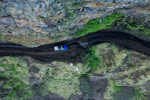 MINI의 순수전기 SUV 컨트리맨 SE ALL4가 ‘전기차도 모험의 동반자가 될 수 있다’는 것을 증명했다.