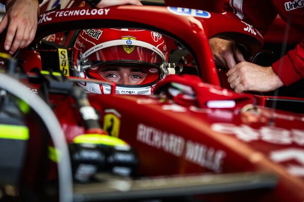 샤를 르클레르가 첫 자유 주행에서 톱 타임을 작성했다. 사진=-FIA