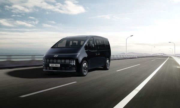 현대자동차가 대표 다목적차(MPV) ‘더 뉴 스타리아’를 출시했다.