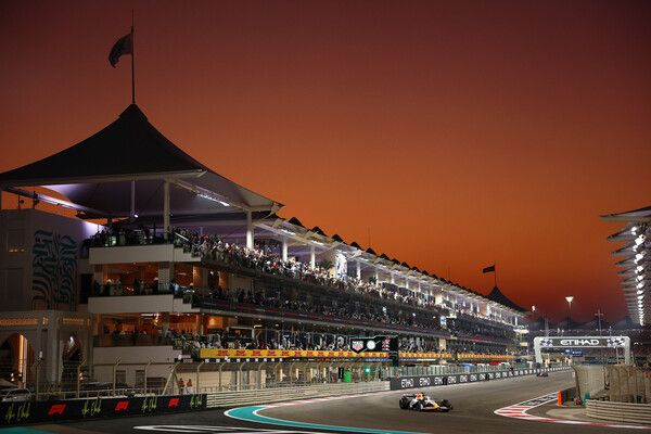 레이싱불스는 2025 FIA F1 월드 챔피언십에서 중위권 경쟁력은 유지했지만 확실하게 도약하지 못했다.