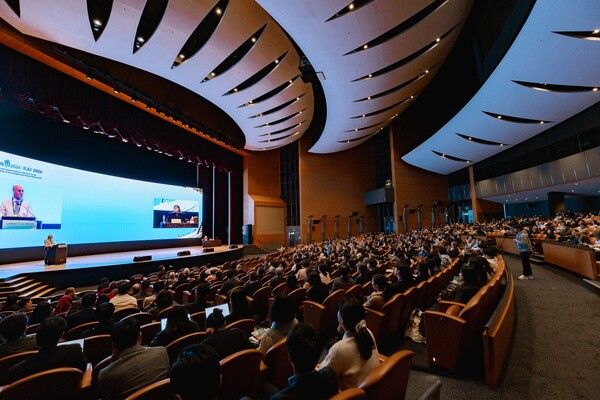 한국관광공사는 대한면역학회, 서울관광재단과 함께 최초로 2031년 제21차 세계면역학회 국제학술대회(IUIS 2031)를 한국으로 유치하는 데 성공했다.