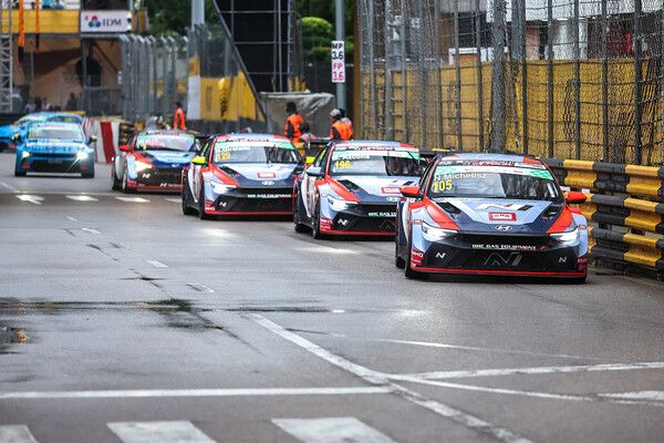 2024 마카오 그랑프리 TCR 월드투어 결승에서 달리고 있는 경기장면. 사진=TCR 월드 투어.