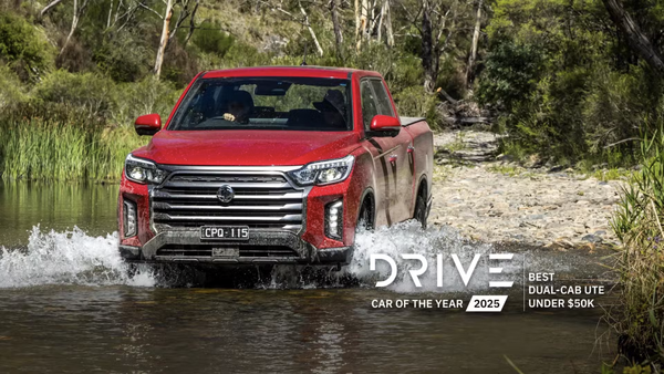 렉스턴 스포츠가 호주에서 ‘최고의 픽업’에 선정됐다. 사진=KGM