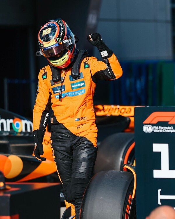 2025 F1 제2전 중국 그랑프리에서 오스카 피아스트리가 폴 포지션을 차지했다. 사진=맥라렌