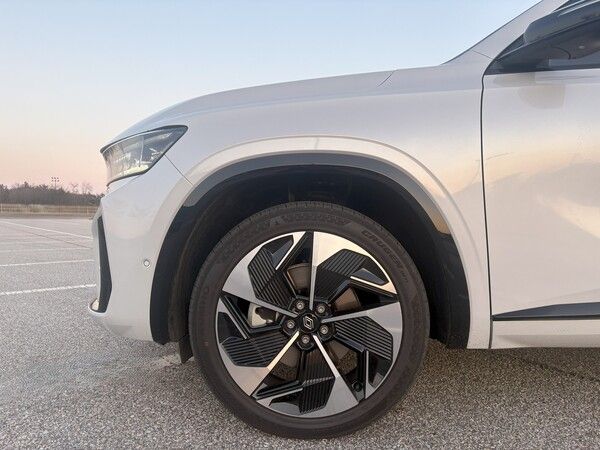 르노코리아 그랑 콜레오스