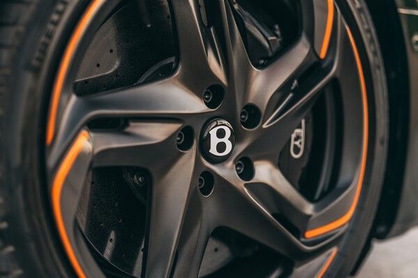 벤틀리 뮬리너 바투르 컨버터블. 사진=벤틀리모터스