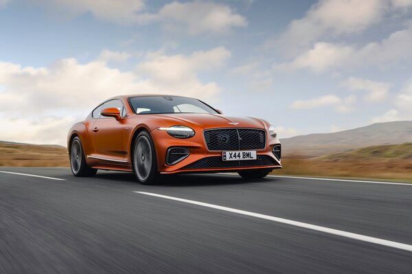 벤틀리 더 뉴 컨티넨탈 GT 스피드.