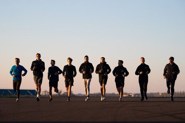 애스턴마틴이 드라이버 아카데미의 아홉 번째 수료자를 찾기 위한 여정을 시작했다. 제공=애스턴마틴