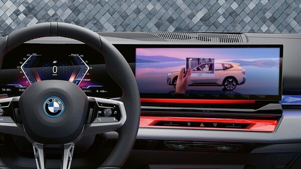 BMW 코리아가 창립 30주년을 기념해 특별 제작한 축하 애니메이션을 공개한다.