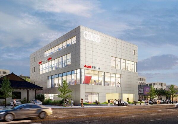 아우디 울산 전시장 리뉴얼 오픈.