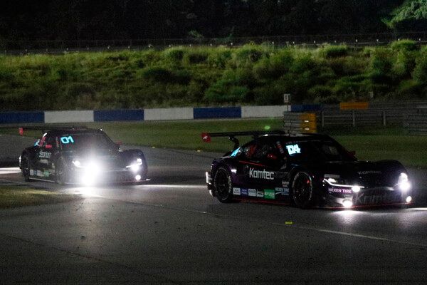 2025 오네 슈퍼레이스 제4전 토요타 가주레이싱 6000에서 선두로 달리는 정의철과 그 뒤를 따르는 장현진. 사진=전현철 기자.