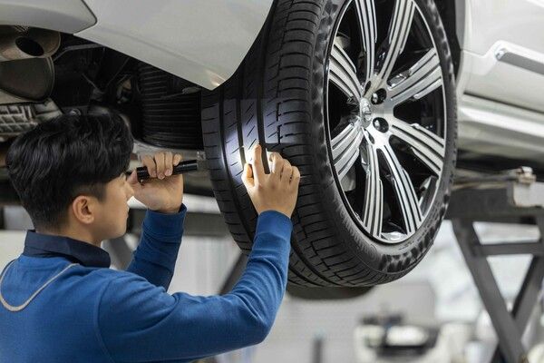 볼보자동차코리아가 수해 피해 차 특별 지원 서비스를 실시한다.