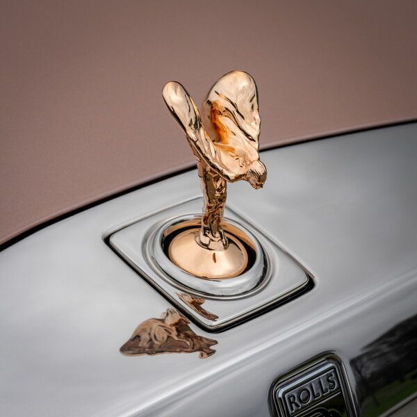 롤스로이스 팬텀 덩텔 환희의 여신상.