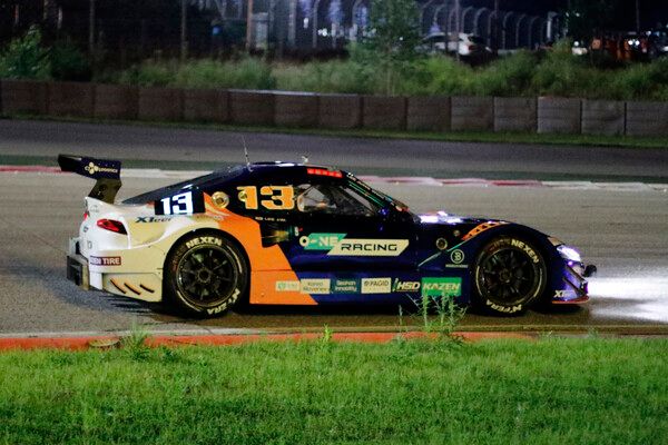 2025 오네 슈퍼레이스 제5전 토요타 가주 레이싱 6000클래스에서 달리고 있는 이정우. 사진=전현철 기자.