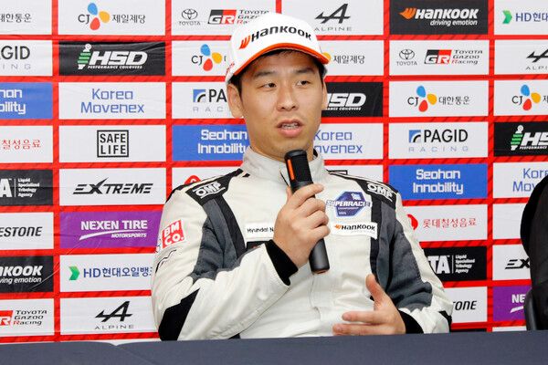 2025 오네 슈퍼레이스 제5전 GTB&nbsp;클래스 우승 정상오, 사진=전현철 기자