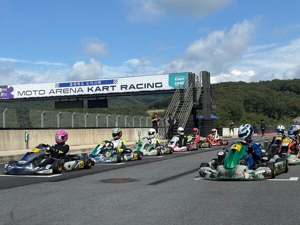 신가원(피노카트, 김포 운양고 3년)이 ‘FIA Arive & Drive 카팅 월드컵’ 선발전에서 유리한 고지를 차지했다.