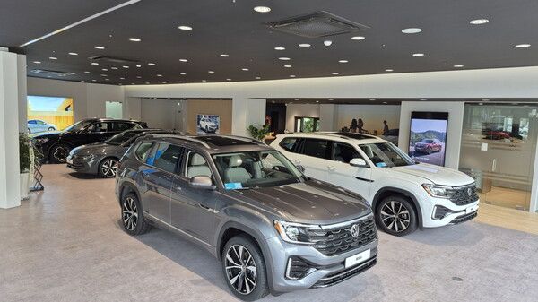 폭스바겐 공식 딜러 클라쎄오토 동래 전시장.