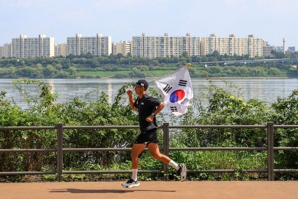 한국타이어가 국제 주거복지 비영리단체 한국해비타트 주관 ‘2025 815런’ 캠페인에 4년 연속 후원 기업으로 참여했다.