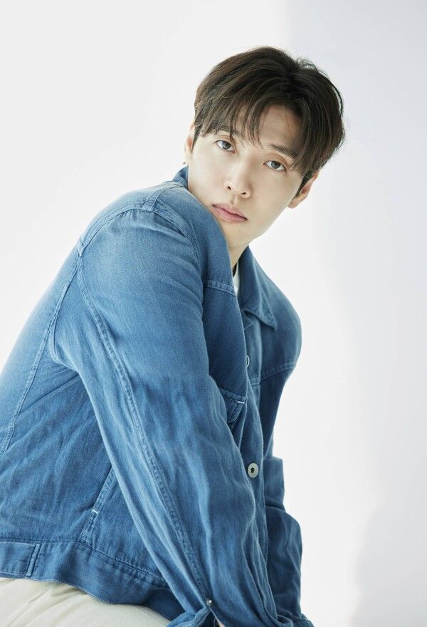 ‘지프’가 다양한 연기 스펙트럼을 보여주며 대세로 떠오른 배우 강하늘을 브랜드 앰배서더로 선정했다.