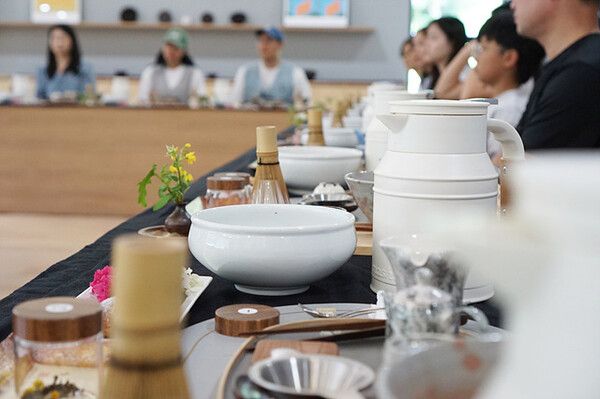 '티카페하동'의 하동티소믈리에 클래스. 사진=한국관광공사