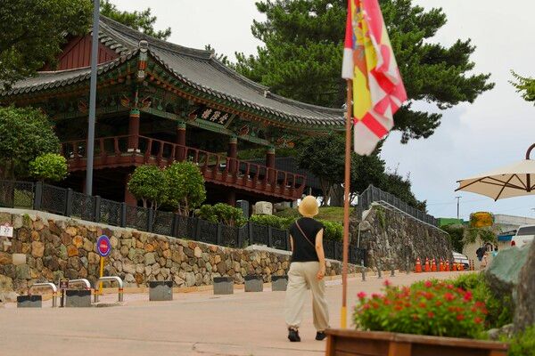 세병관 입구에 있는 수항루. 사진=한국관광공사