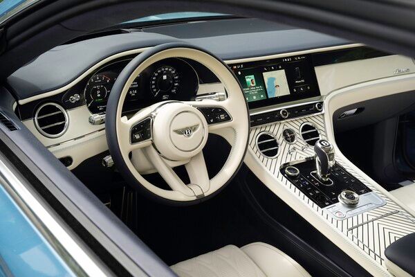 벤틀리 뮬리너 퍼스널 커미셔닝 옵션 핸드 페인팅 핀 스트라이프.