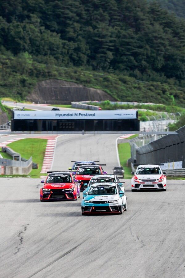 2025 현대 N 페스티벌 제3전 그란 투리스모 eN1&nbsp;클래스 결선 스타트. 사진=현대 N 페스티벌.