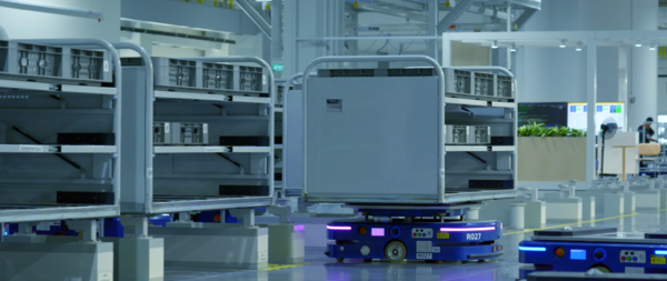 현대차·기아가 공장 자동화 수준을 한층 끌어올릴 최첨단 무선 통신 기술을 공개했다.