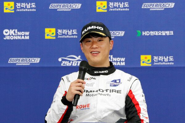 2025 오네 슈퍼레이스 제7전 토요타 가주 레이싱 6000 클래스 우승 이창욱. 사진=전현철 기자.