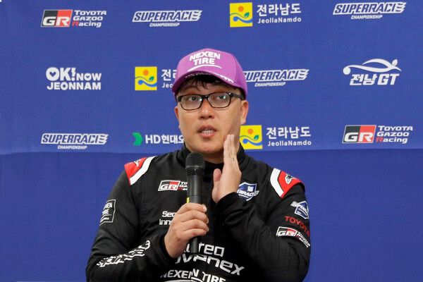 2025 오네 슈퍼레이스 제7전 토요타 가주 레이싱 6000 클래스 2위 김중군. 사진=전현철 기자.