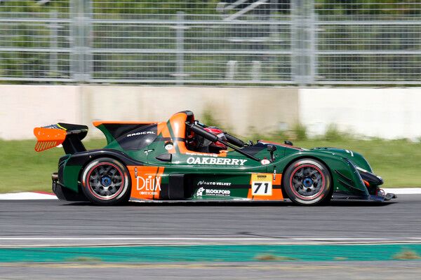 2025 전남 GT 내구레이스에서 역주하고 있는 김상호. 사진=전현철 기자.