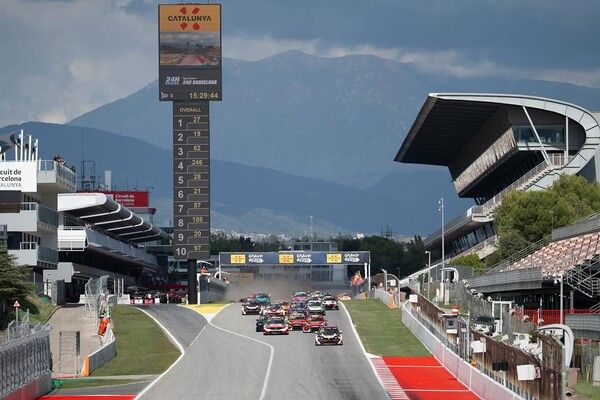 2025 TCR 유럽 레이스1 결선 스타트. 사진=TCR 유럽.