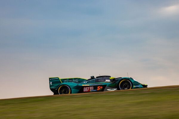 애스턴마틴 신형 하이퍼카 ‘발키리’가 ‘서킷오브디아메리카스(COTA, 길이 5.513km)’에 출전한다.