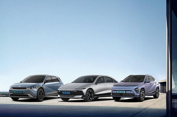 현대자동차가 전기차 보조금 공모 시기에 맞춰 전기차 구매 부담을 낮추기 위한 저금리 금융 프로그램을 강화한다.