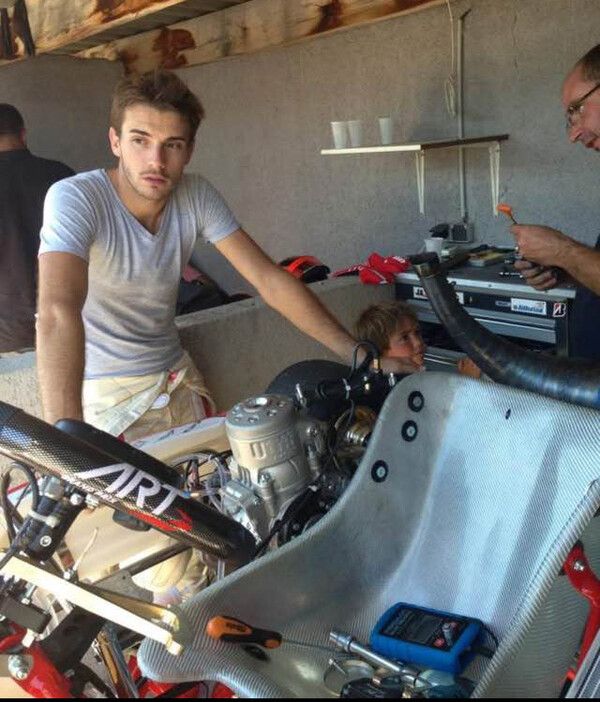 생전에 자신의 카트와 함께 했던 줄스 비앙키(왼쪽). 사진=펠리페 비앙키 SNS