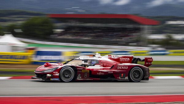 토요타 레이싱이 2026 FIA WEC 제7전 바르셀로나 6시간 4시간째에도 1-2를 지켰다. 사진=FIA WEC