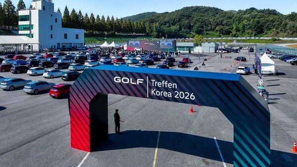 폭스바겐코리아가 GTI 탄생 50주년을 맞아 국내 골프 오너들과 함께한 ‘2026 폭스바겐 골프 트레펜 코리아’를 성료했다.
