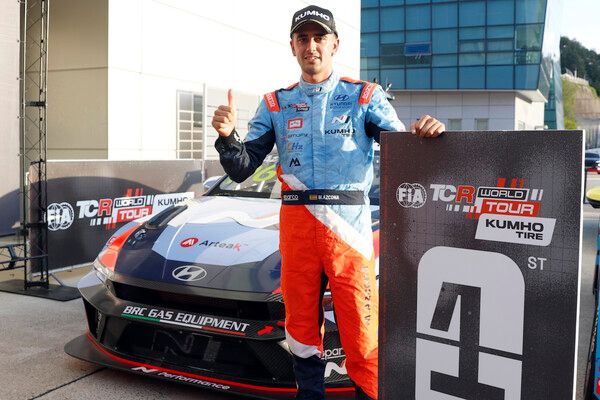 2026 TCR 월드 투어 5라운드 레이스 3 우승자 미켈 아즈코나. 사진=전현철 기자.