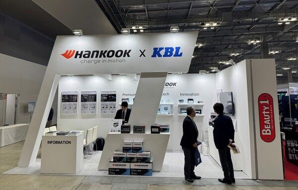 한국앤컴퍼니가 일본 시장을 정조준하며 글로벌 배터리 브랜드로서의 위상을 공고히 했다.